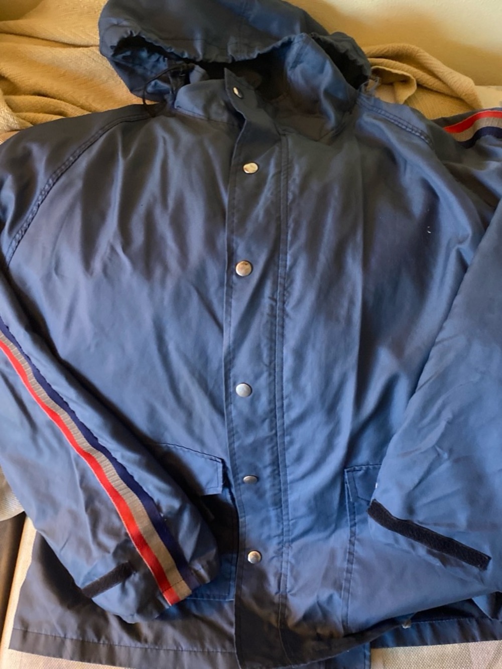 USPS Hooded parka / raincoat /jacket with reflective Sleeve Stripes